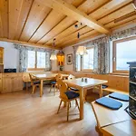 Heidi-alm Chalet