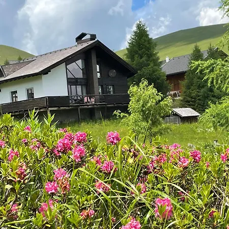 Heidi-alm Chalet